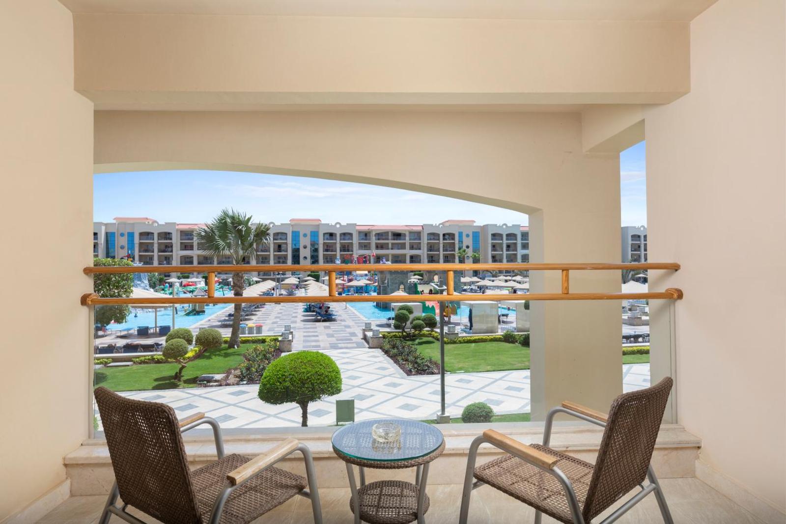 Pickalbatros White Beach Resort - Hurghada